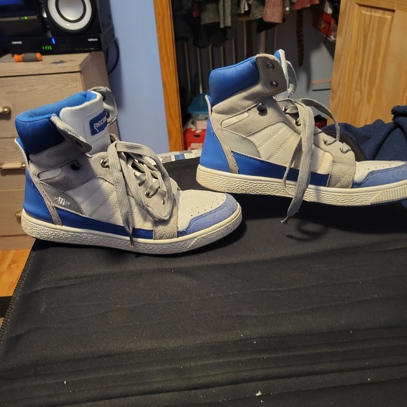 Size 9 men's recon sneakers - Picture 2 of 4